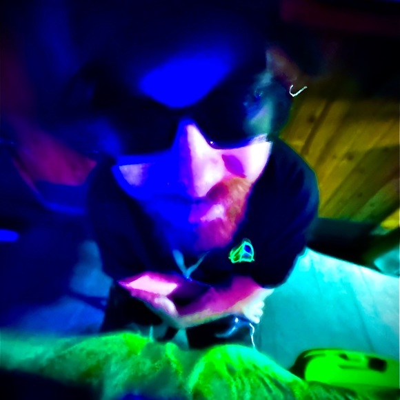 Meet your Posher, Devin - Picture 3 of 3